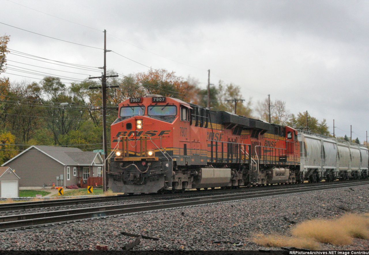 BNSF 7907